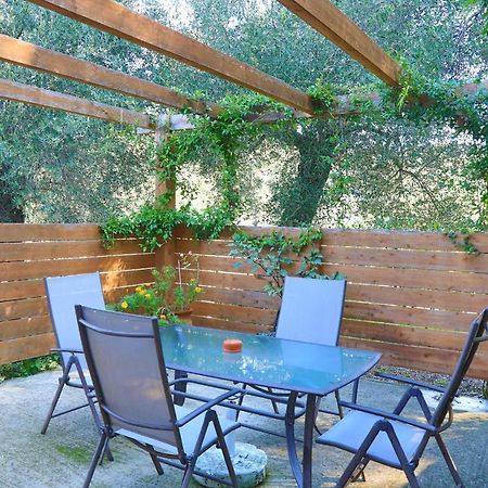 Villa Kiki Agios Spyridon  Luaran gambar